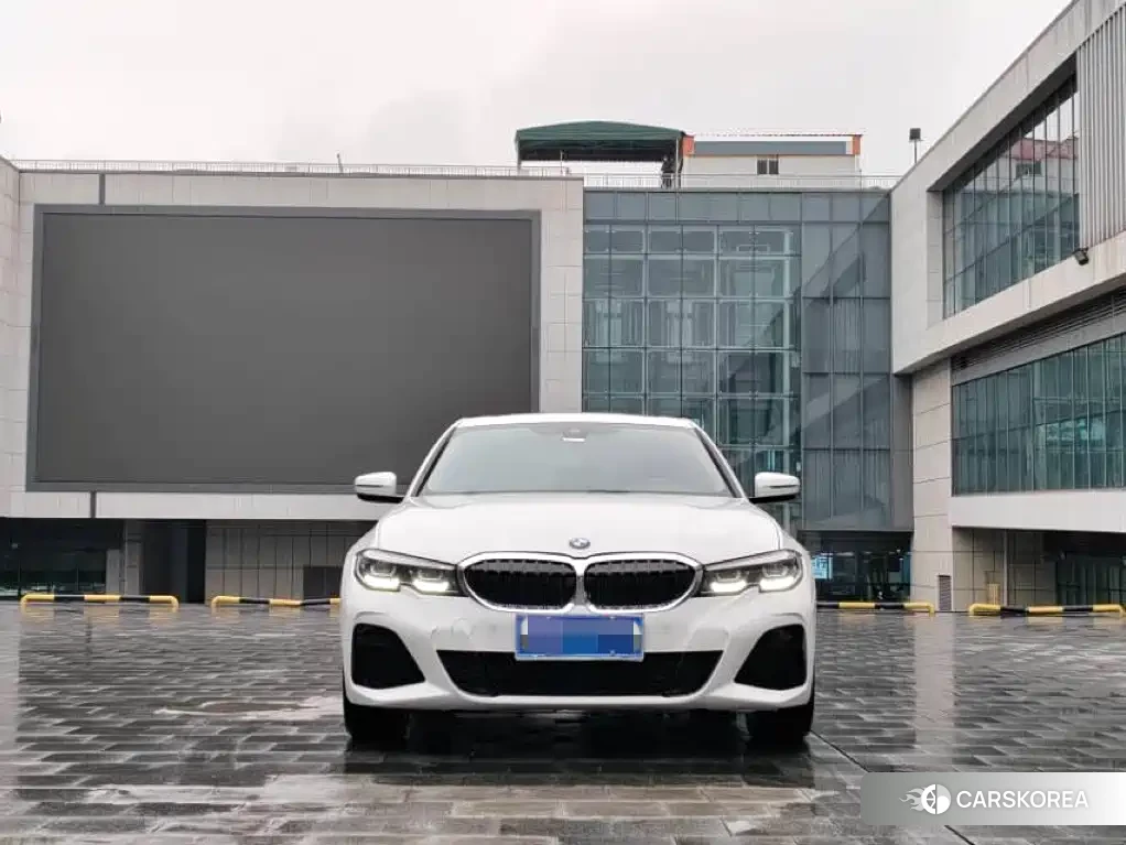 BMW 3 series 2022 Белый из Китая, фото 3