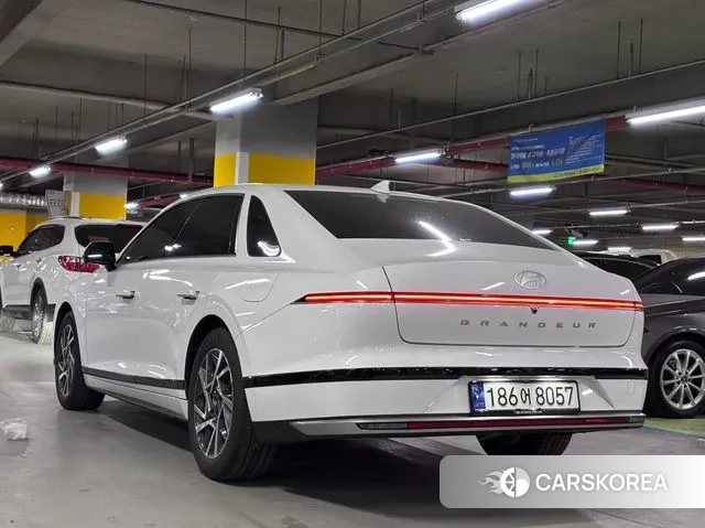 Hyundai Grandeur (GN7) id 3442555 из Кореи 12