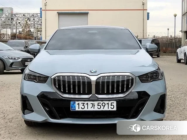 BMW 5 Series (G60) id 3507241 из Кореи 13