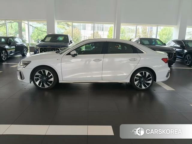 Audi A3 id 4259255 из Китая 9