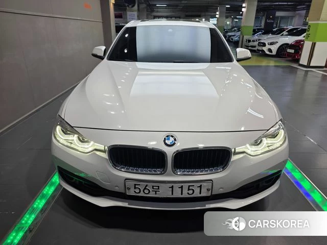 BMW 3 Series (F30) 2018 Белый из Кореи, фото 3