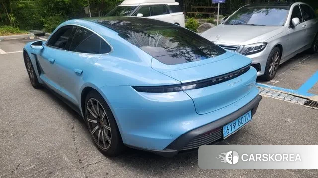 Porsche Taycan 2021 Синий из Кореи, фото 3