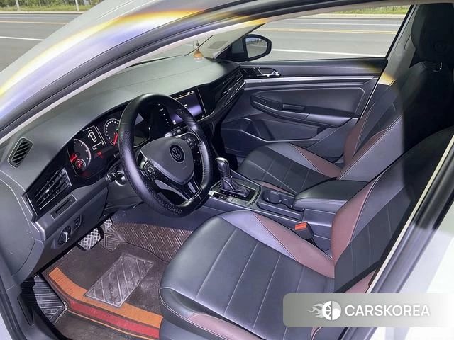 Volkswagen Bora 2021 Белый из Китая, фото 3