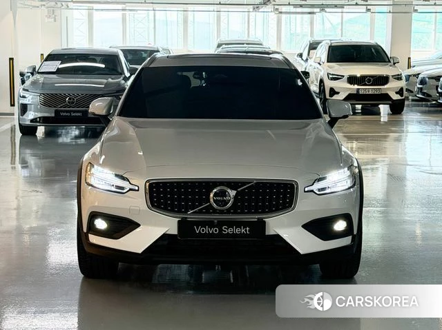 Volvo V60 Cross-Country 2nd Generation id 4291723 из Кореи 12