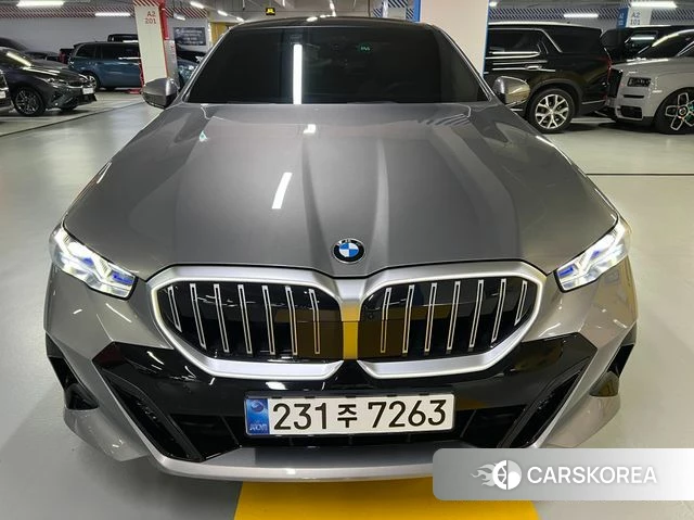 BMW 5 Series (G60) id 4532878 из Кореи 12