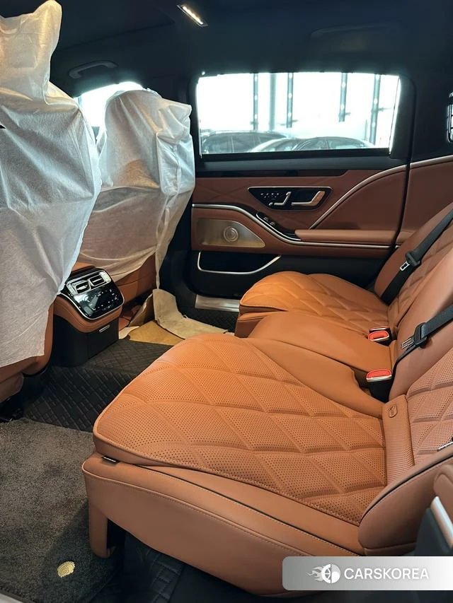 Mercedes-Benz Maybach S-class 2026 Черный из Китая, фото 3