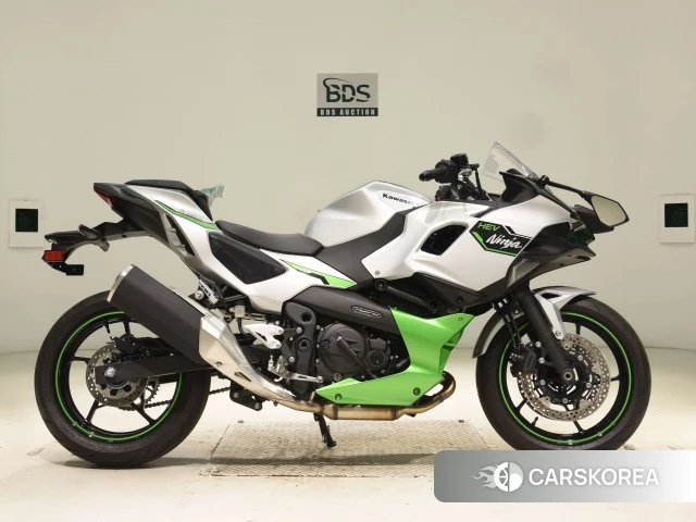 Проданный Kawasaki NINJA 7 HYBRID 2025 из Японии, фото 3