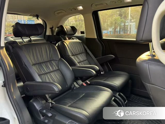Honda Odyssey 2021 Белый из Китая, фото 3
