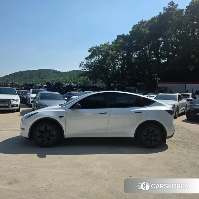Tesla Model Y id 4360125 из Кореи 10