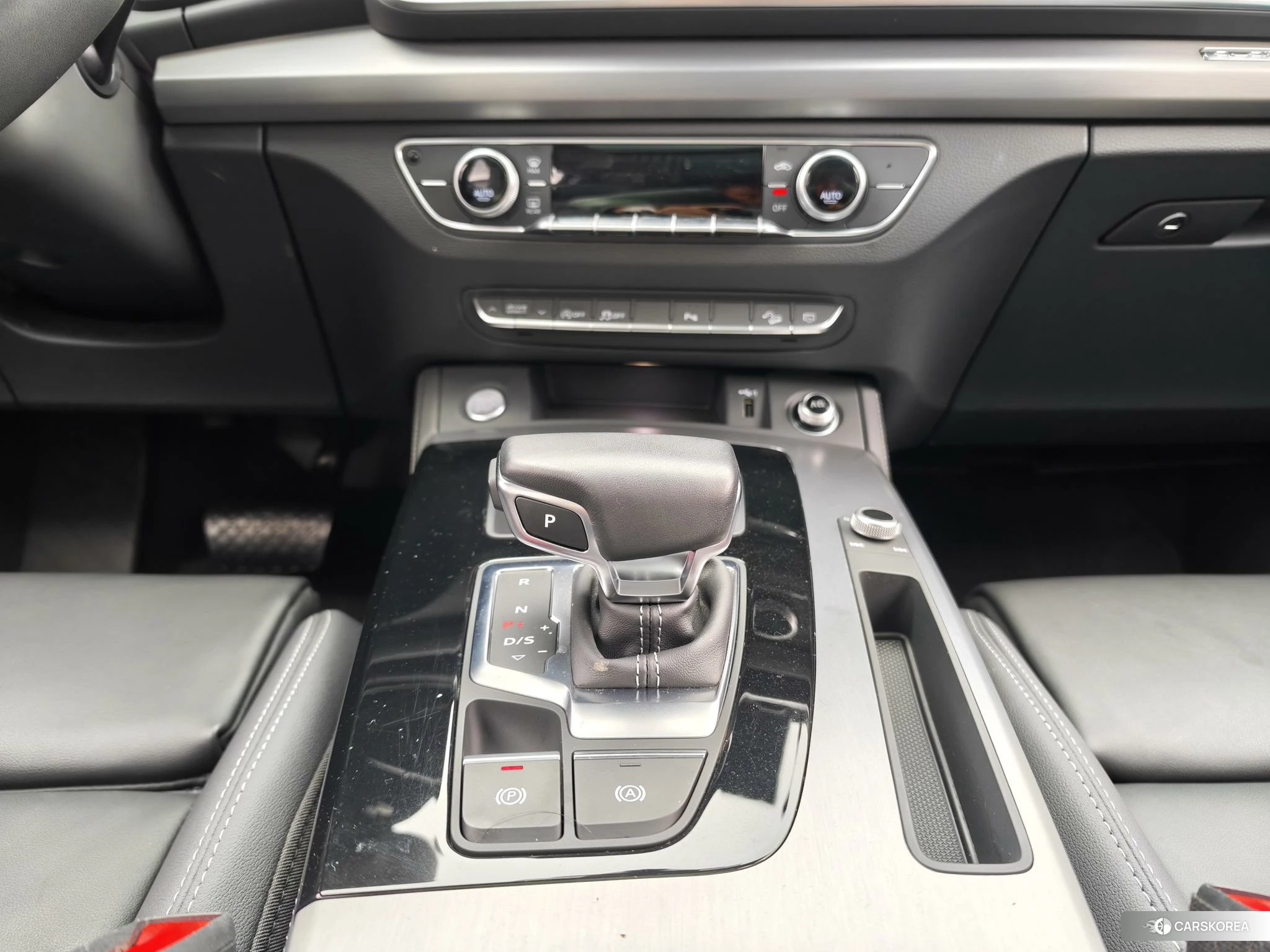 Audi Q5L id 4461774 из Китая 10