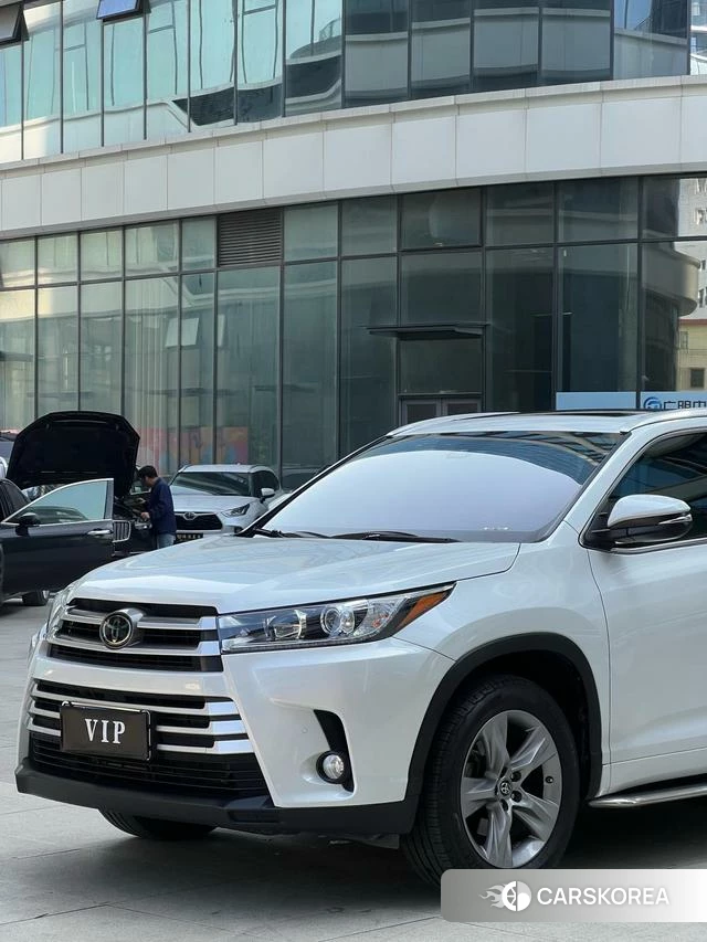 Toyota Highlander id 4342035 из Китая 23