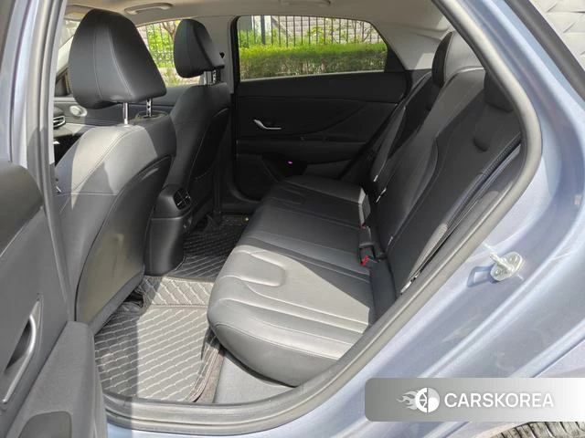 Hyundai Elantra 2024 Другой из Китая, фото 3