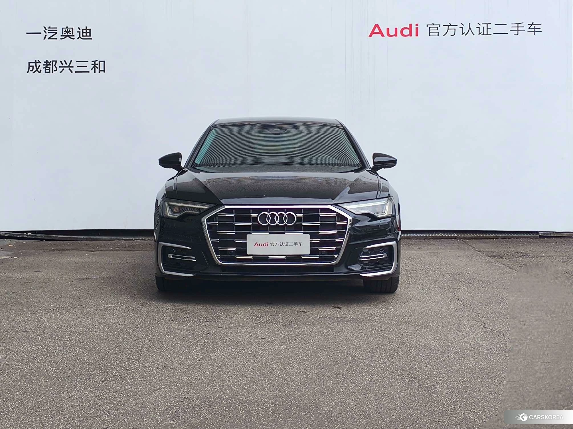 Audi A6L id 4513842 из Китая 14