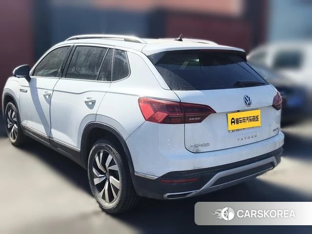Volkswagen Tanyue 2021 Белый из Китая, фото 3