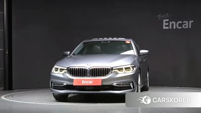 BMW 5 Series (G30) id 3055371 из Кореи 13