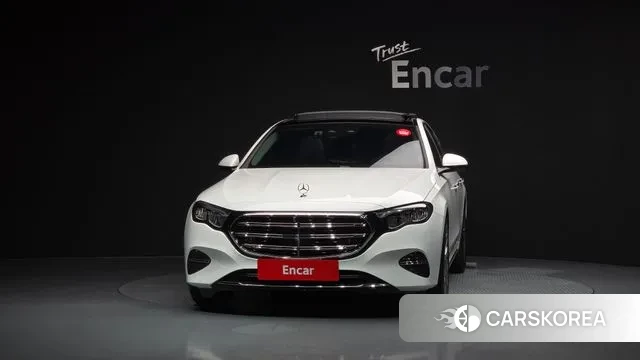 Mercedes-Benz E-Class W214 id 2888909 из Кореи 13