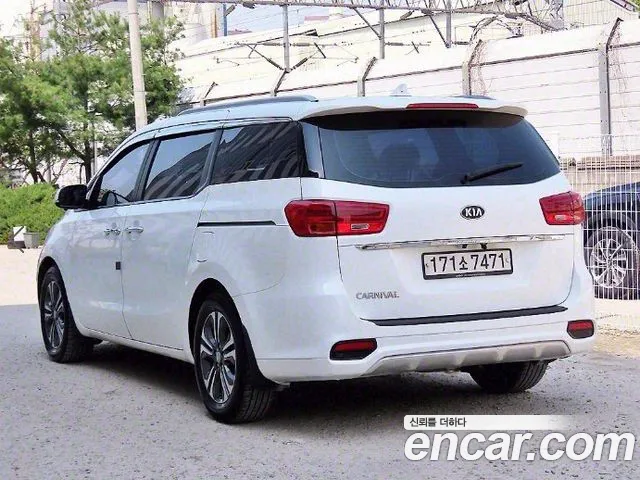 Kia The New Carnival id 2714202 из Кореи 13