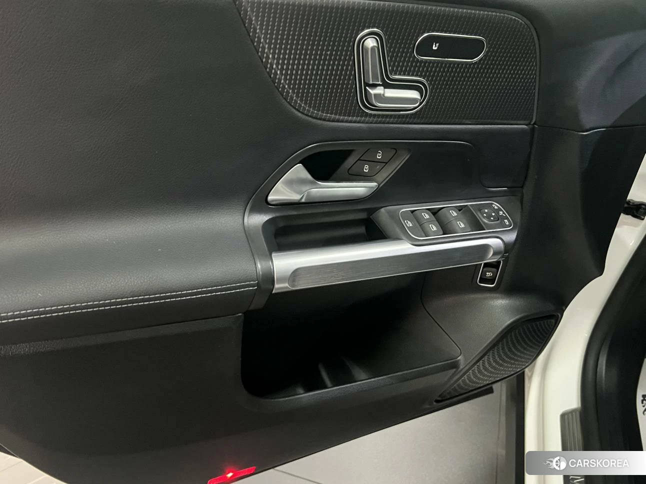 Mercedes-Benz GLB id 4512371 из Китая 10