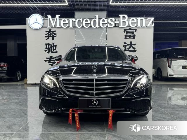Mercedes-Benz E-class id 4213220 из Китая 3