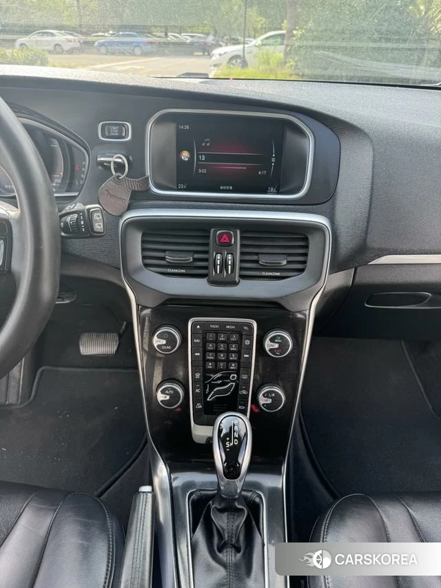 Volvo V40 id 4242538 из Китая 11