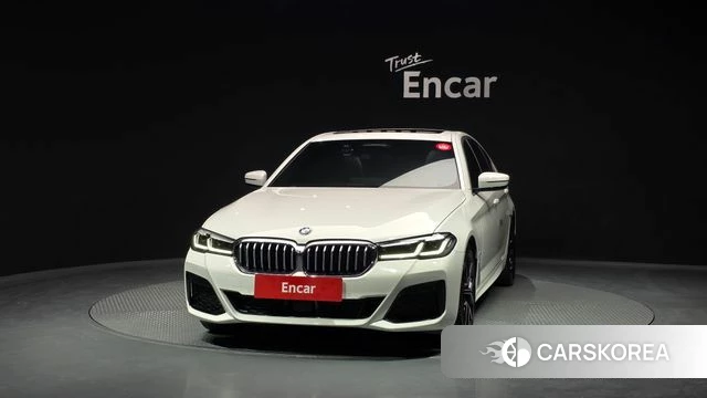BMW 5 Series (G30) id 4343989 из Кореи 23