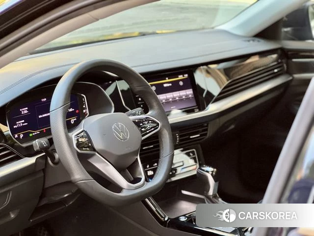 Volkswagen Passat id 4359105 из Китая 17