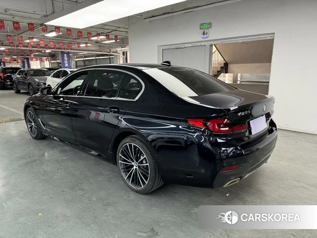 BMW 5 series 2021 Черный из Китая, фото 5