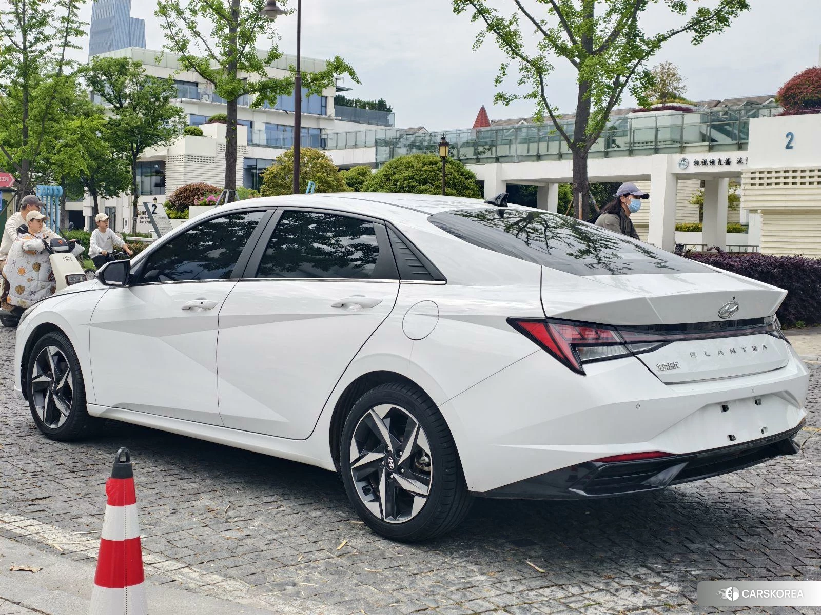 Hyundai Elantra 2020 Белый из Китая, фото 3