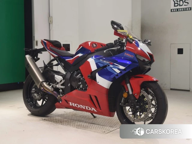 Honda CBR1000RR-R FIREBLADE 2023 из Японии, фото 4