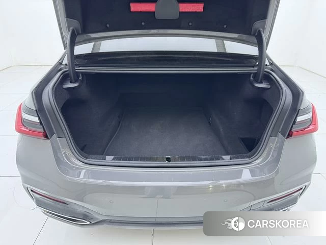 BMW 7 series id 4276390 из Китая 23