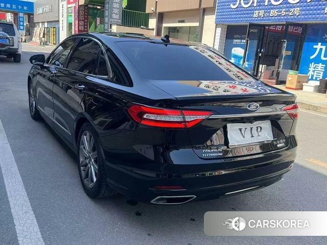 Ford Taurus 2021 Черный из Китая, фото 3