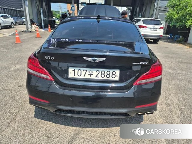 Genesis G70 id 4454915 из Кореи 8
