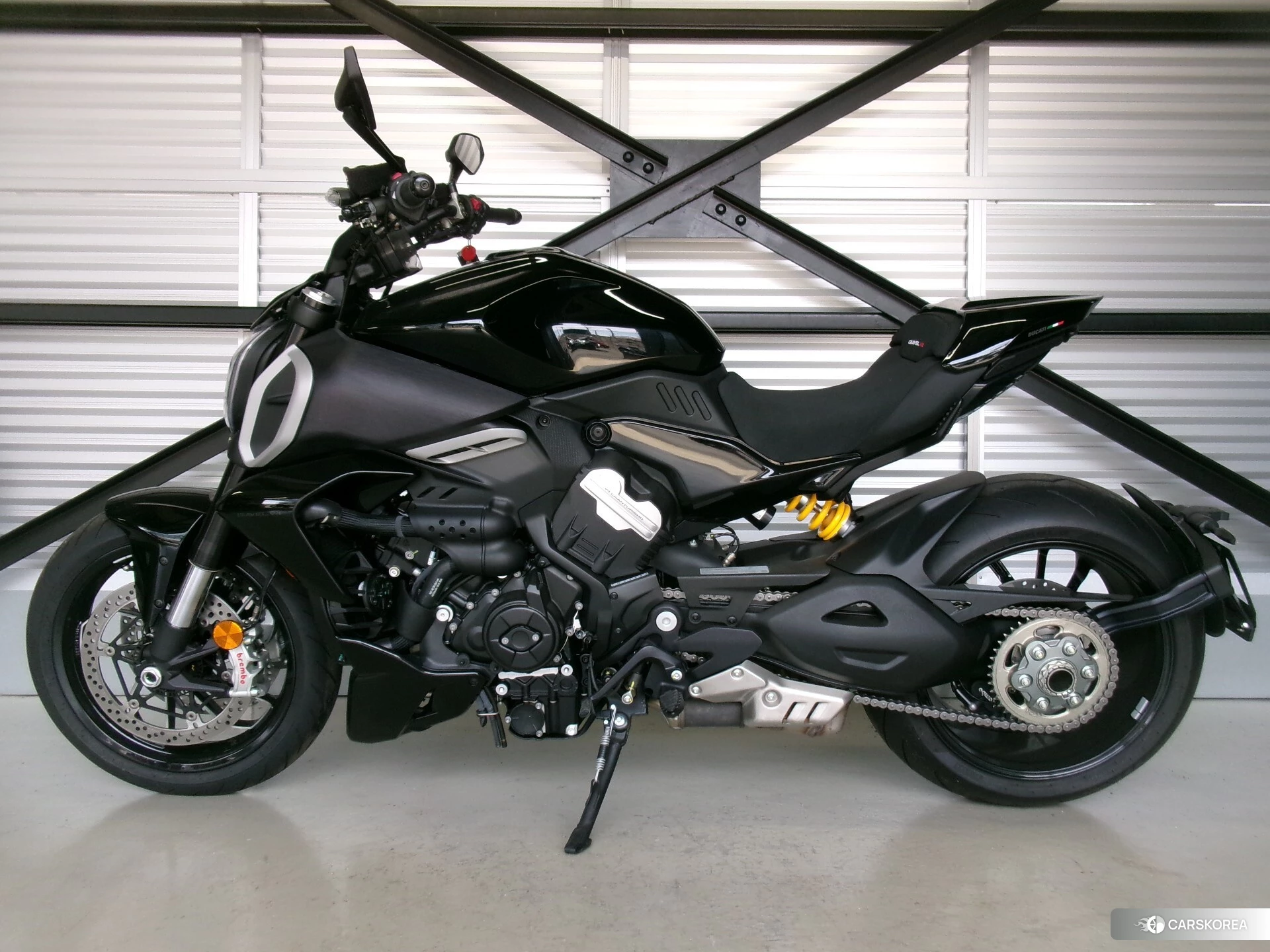 Проданный Ducati DIAVEL V4 2024 из Японии, фото 2