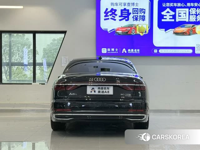 Audi A8 id 4259475 из Китая 10