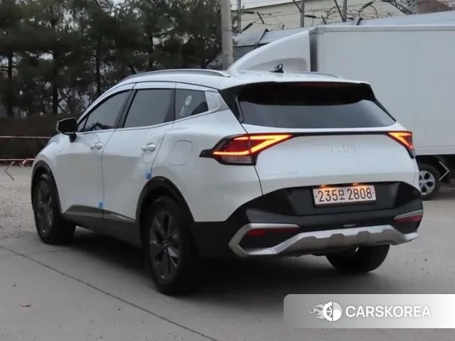 Kia Sportage 5th Generation 2021 Белый из Кореи, фото 5