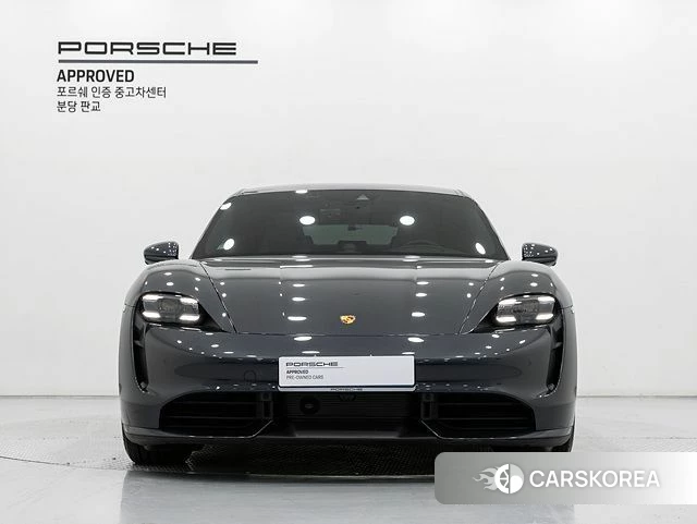 Porsche Taycan id 3838434 из Кореи 13