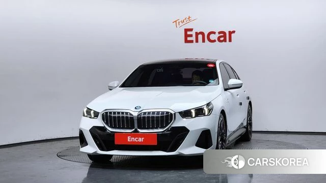 BMW 5 Series (G60) id 4579002 из Кореи 23
