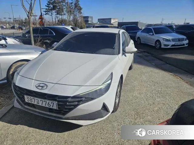 Hyundai Avante (CN7) 2022 Белый из Кореи, фото 5