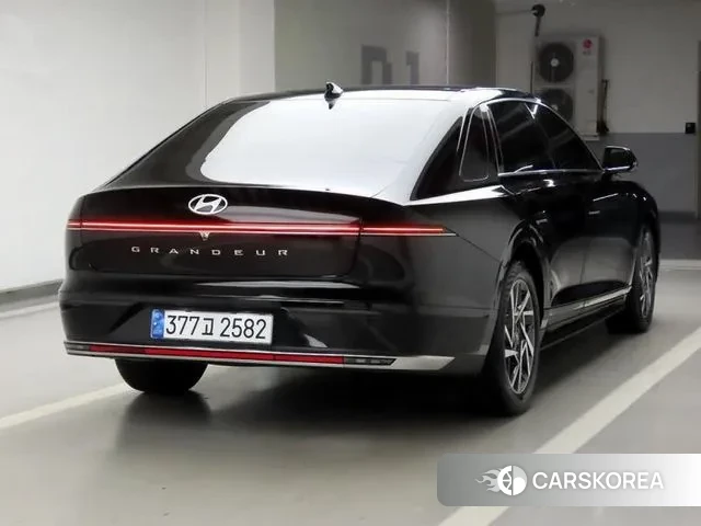 Hyundai Grandeur (GN7) id 3353792 из Кореи 13