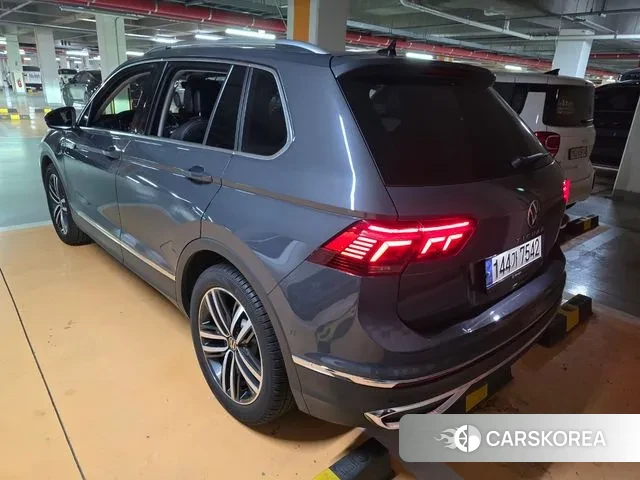 Volkswagen Tiguan second Generation 2021 Серый из Кореи, фото 4