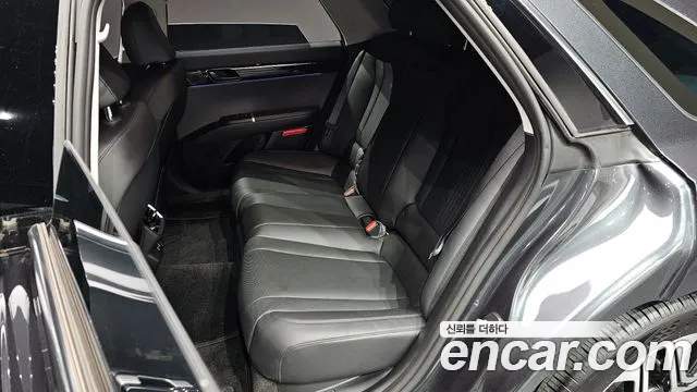 Hyundai Grandeur (GN7) id 2695375 из Кореи 13