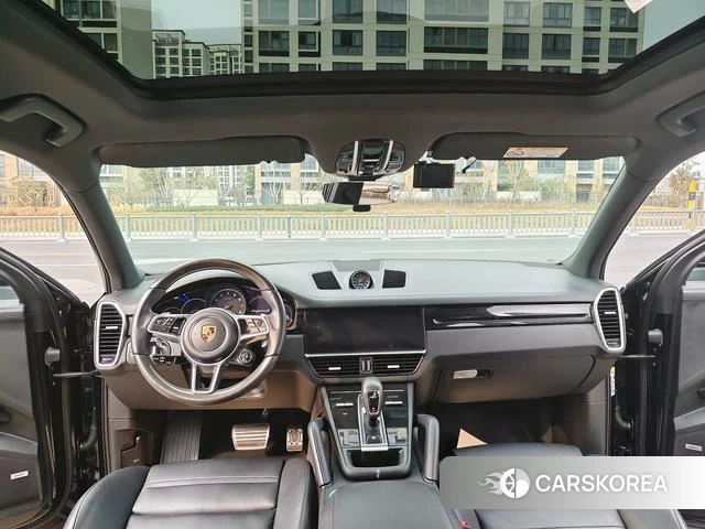 Porsche Cayenne 2021 Темно-серый из Китая, фото 3