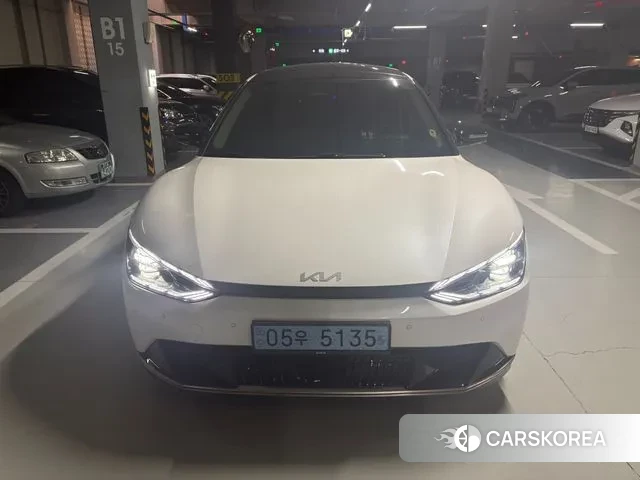 Kia EV6 2021 Белый из Кореи, фото 6