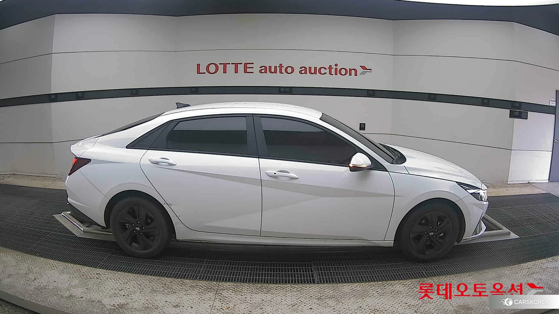Hyundai Avante id 4289483 из Кореи 23