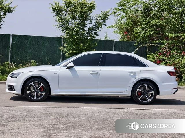 Audi A4L id 4216870 из Китая 18