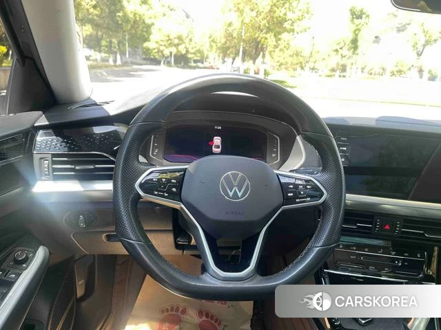 Volkswagen Passat id 4300371 из Китая 14