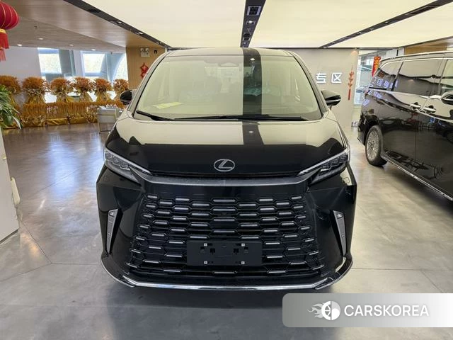 Lexus LM 2023 Черный из Китая, фото 3