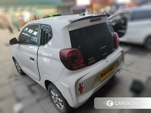 Roewe CLEVER 2022 Белый из Китая, фото 3