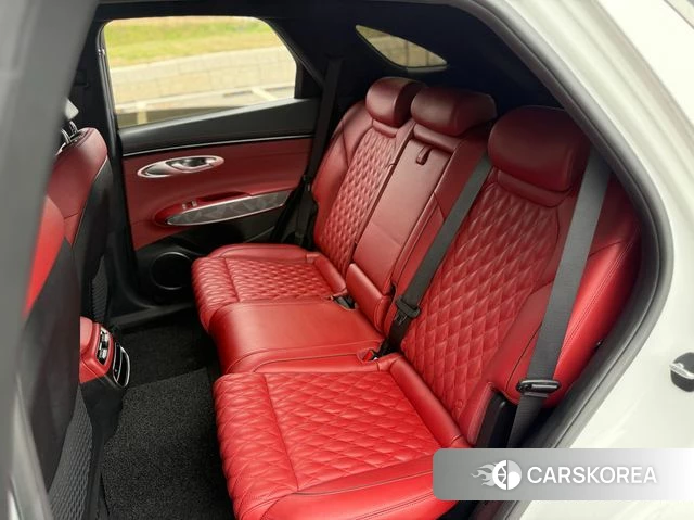 Genesis GV70 id 3965304 из Кореи 13