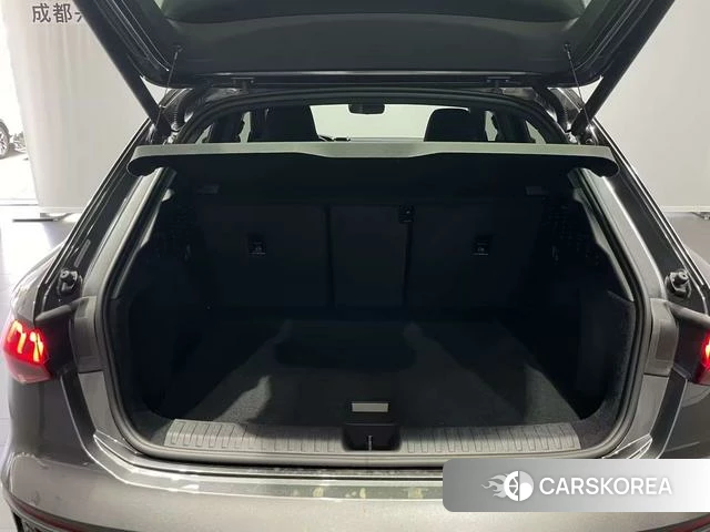 Audi A3 2024 Темно-серый из Китая, фото 6